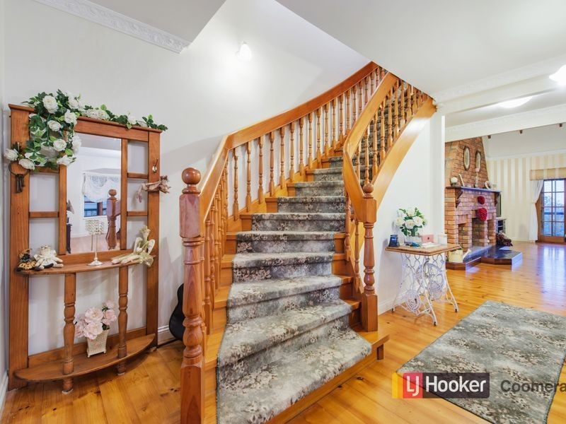 52 Tamworth Drive, Helensvale QLD 4212