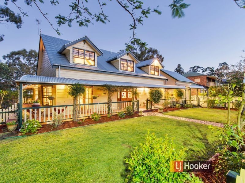 52 Tamworth Drive, Helensvale QLD 4212