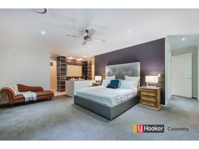 8 Benecia Avenue, Coomera Waters QLD 4209