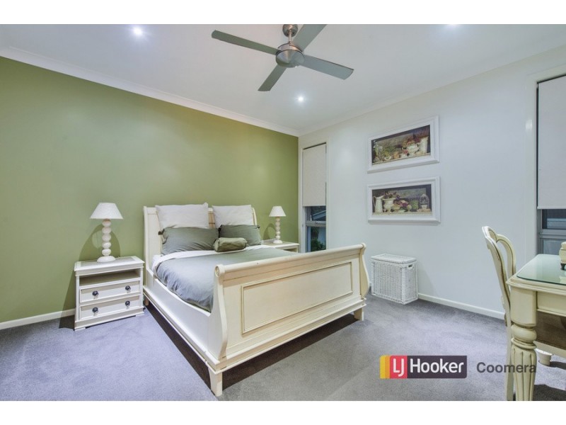 8 Benecia Avenue, Coomera Waters QLD 4209