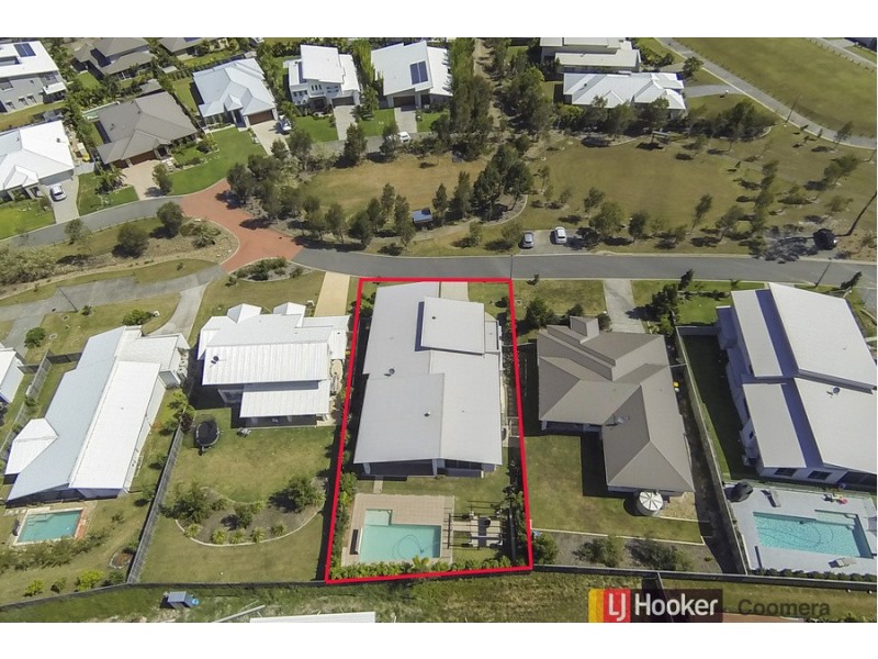 8 Benecia Avenue, Coomera Waters QLD 4209