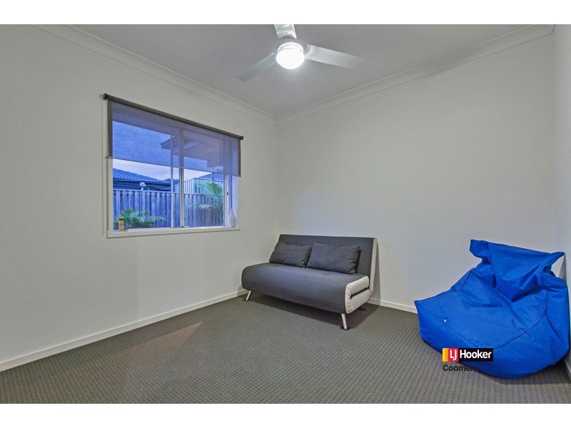 8 Benz Link, Upper Coomera QLD 4209