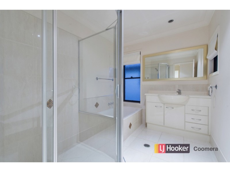 15 Nocturne Lane, Coomera Waters QLD 4209