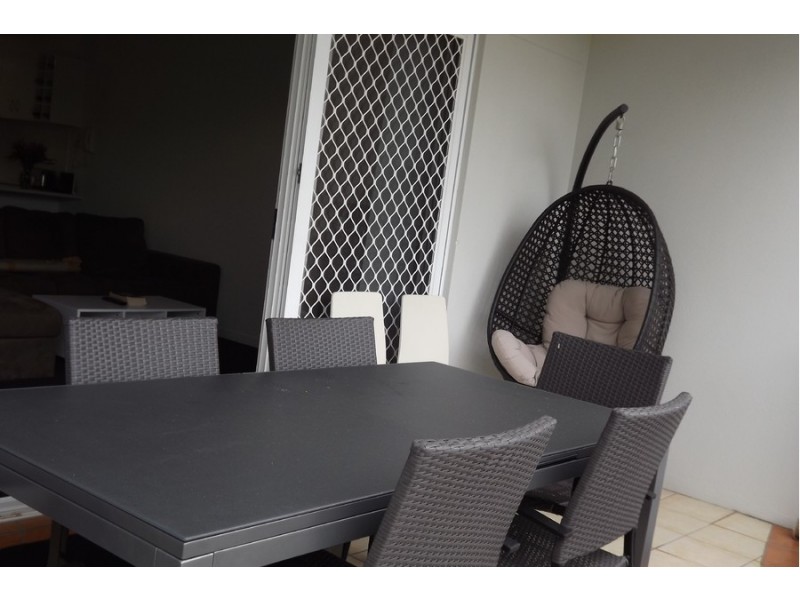 13/30-36 Burra Street, Chevron Island QLD 4217