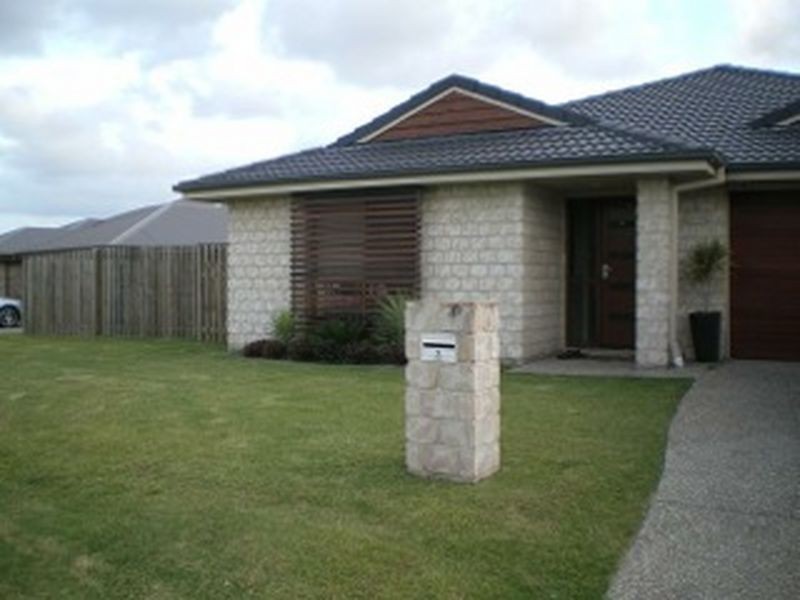 3 Aviation Avenue, Upper Coomera QLD 4209