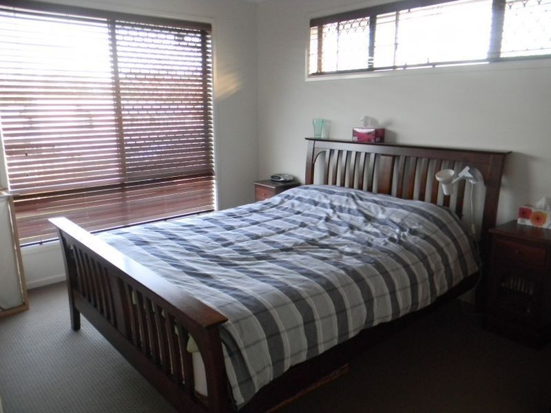 2/3 Silver Gull Street, Coomera QLD 4209