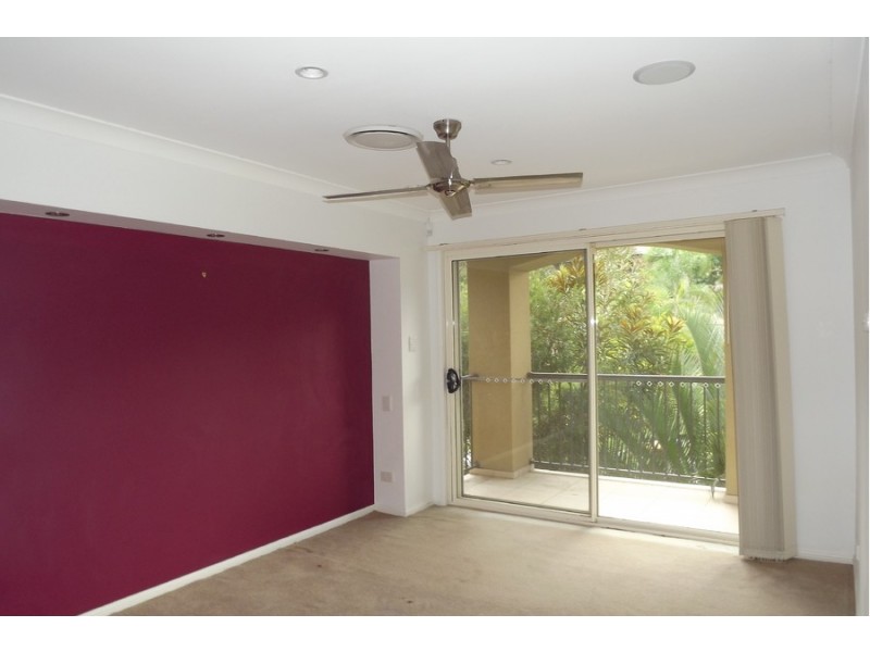 1/20 Gannon Way, Upper Coomera QLD 4209