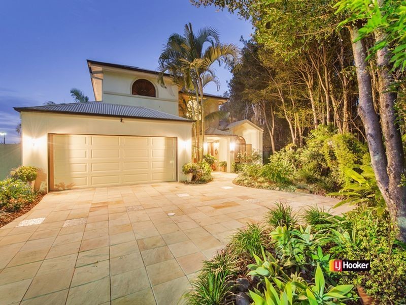 1 Nocturne Lane, Coomera Waters QLD 4209