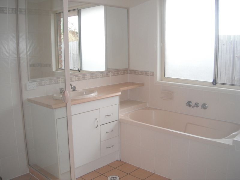 31 Billinghurst Crescent, Upper Coomera QLD 4209