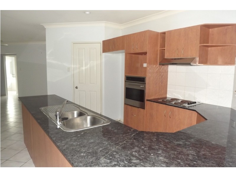 4 Leisel Close, Upper Coomera QLD 4209