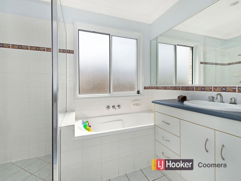 6 Kaizlee Crescent, Upper Coomera QLD 4209