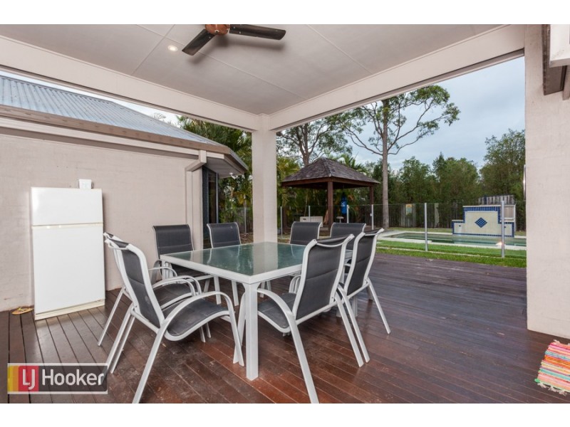 22 Crusade Court, Coomera Waters QLD 4209