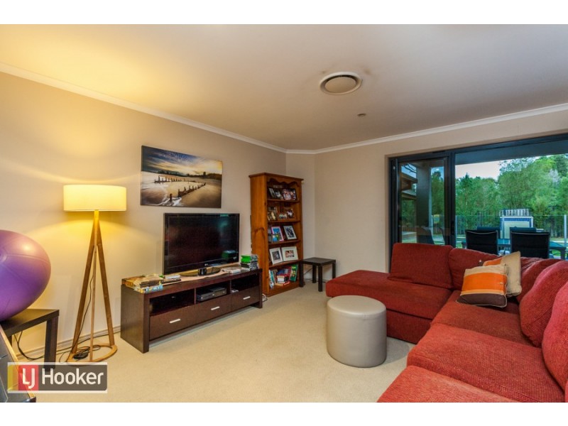 22 Crusade Court, Coomera Waters QLD 4209