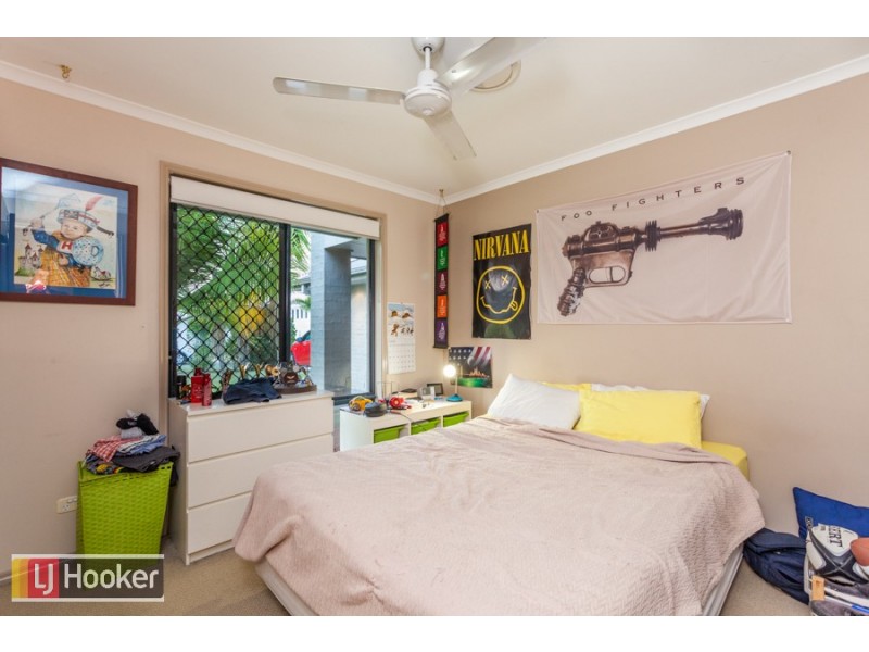 22 Crusade Court, Coomera Waters QLD 4209