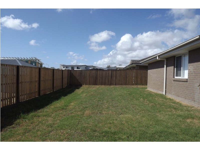 8 Pisces Court, Coomera QLD 4209