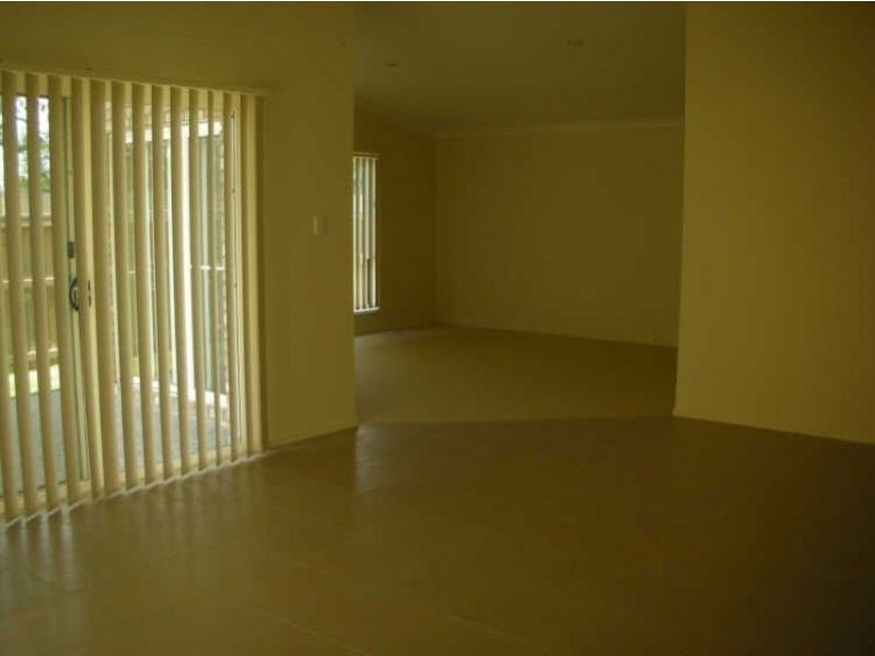 32 Runway Drive, Upper Coomera QLD 4209