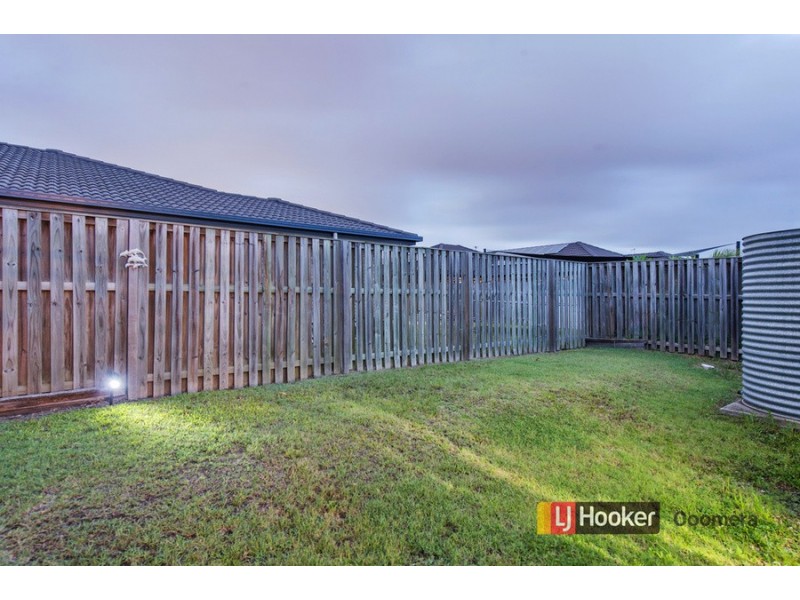 49 The Landings, Upper Coomera QLD 4209