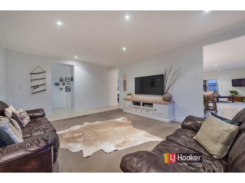 6 Kingtide Lane, Coomera Waters QLD 4209