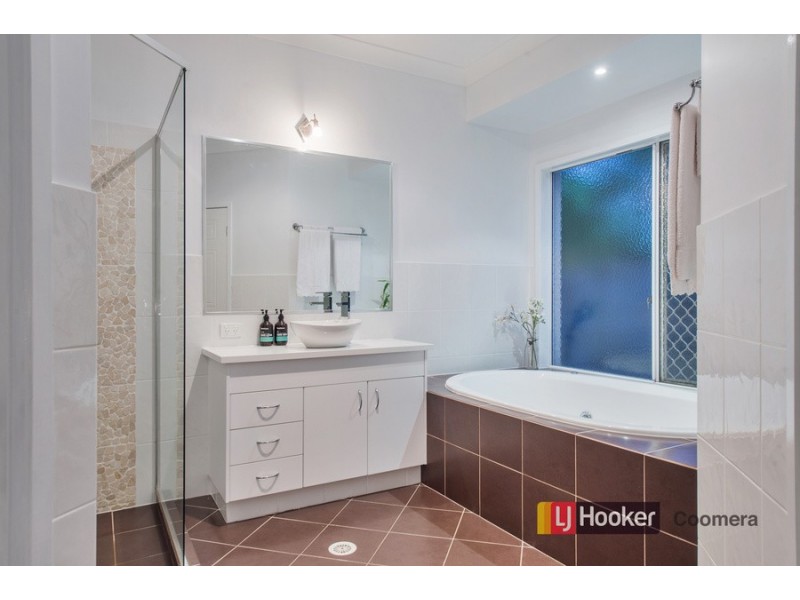 6 Kingtide Lane, Coomera Waters QLD 4209