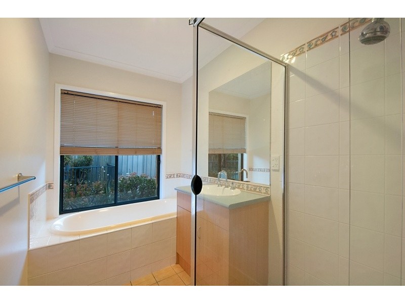 32 Stanfield Drive, Upper Coomera QLD 4209