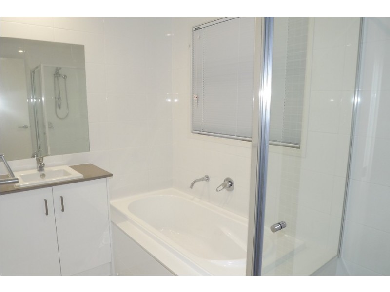 4 Zen Court, Coomera QLD 4209