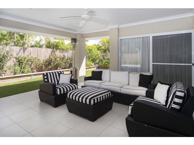 3 Slipstream Road, Coomera Waters QLD 4209