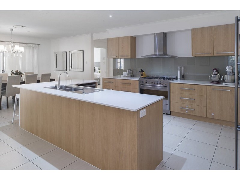 3 Slipstream Road, Coomera Waters QLD 4209