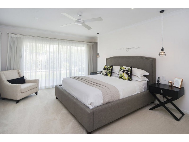 3 Slipstream Road, Coomera Waters QLD 4209