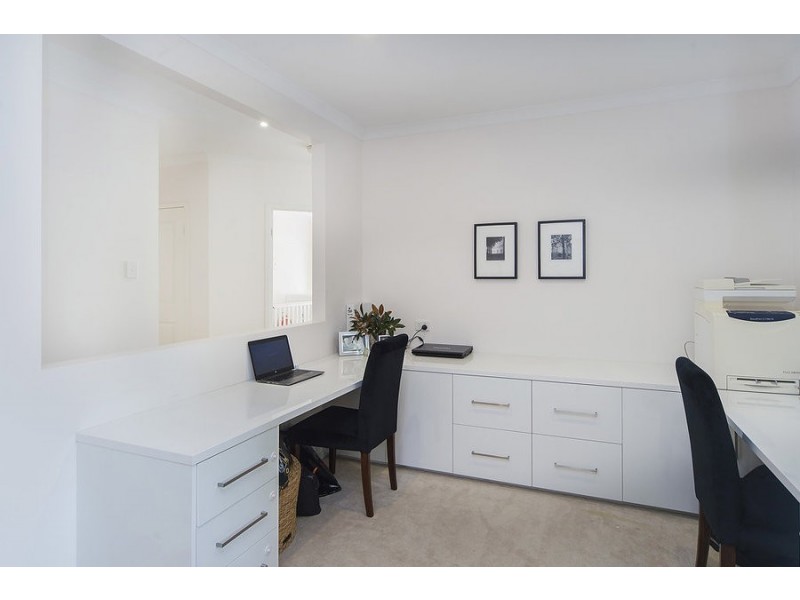 3 Slipstream Road, Coomera Waters QLD 4209