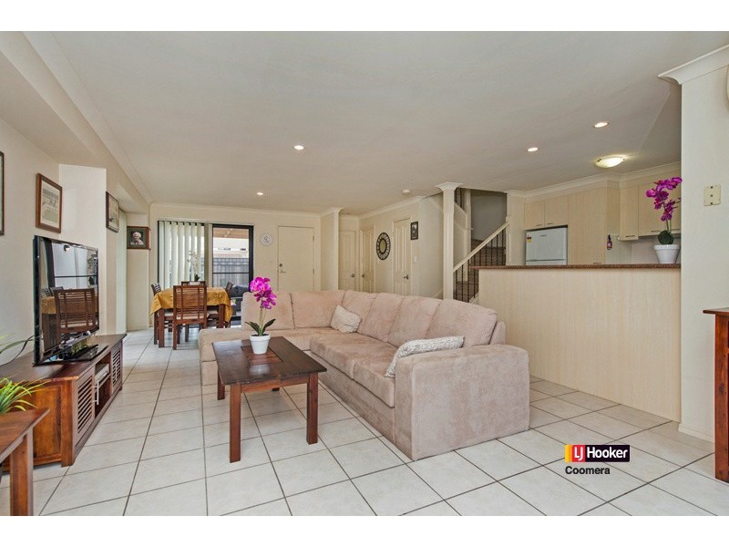 28/2 Tuition Street, Upper Coomera QLD 4209