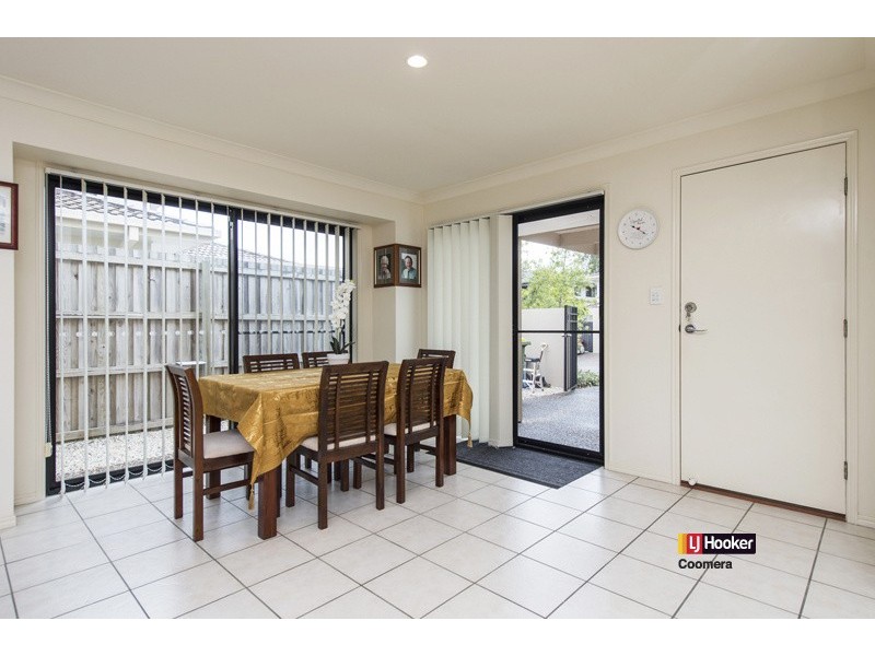 28/2 Tuition Street, Upper Coomera QLD 4209