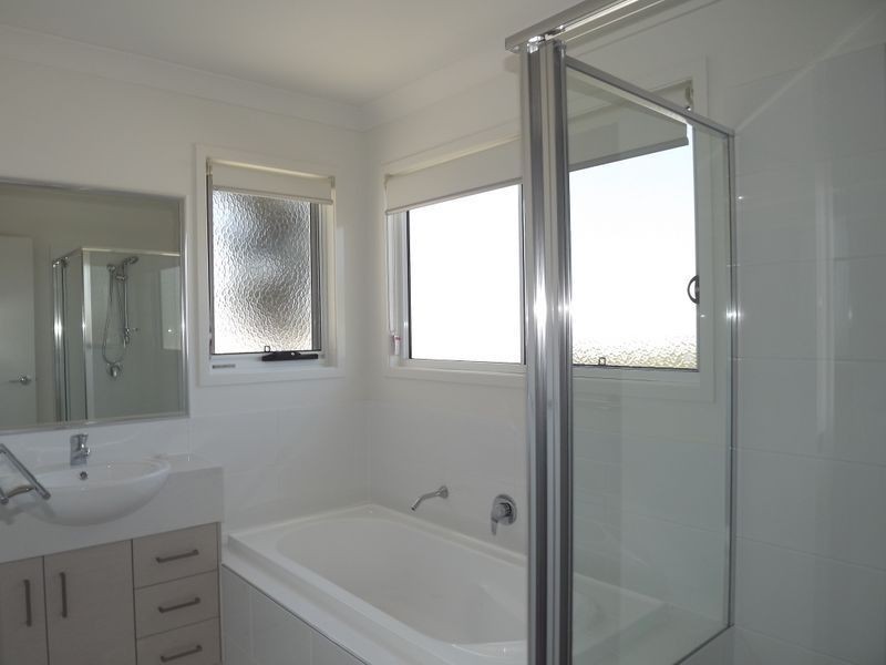12 Mcallisters Crescent, Coomera QLD 4209