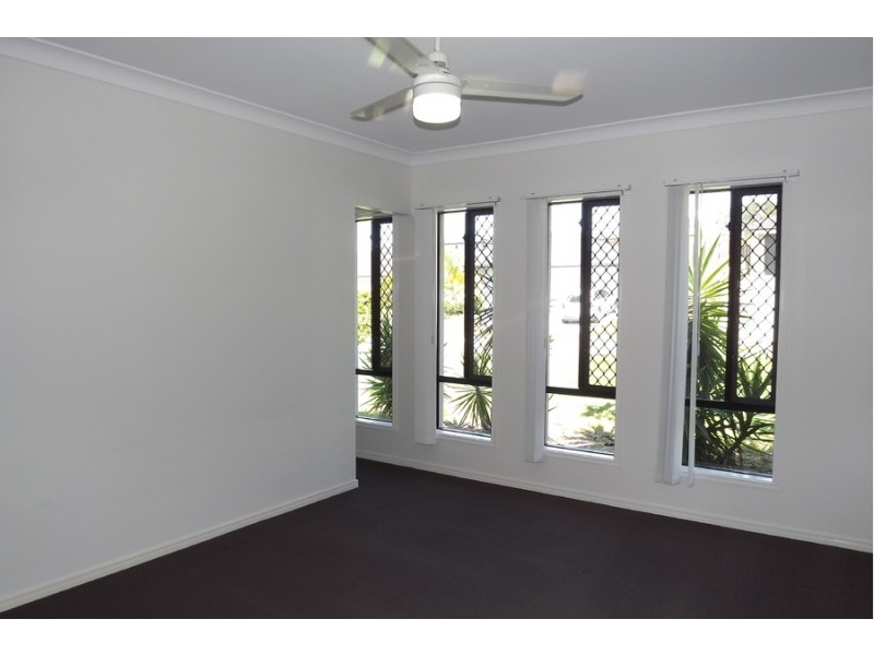 37 Wolseley Way, Upper Coomera QLD 4209