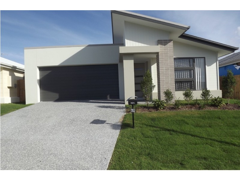 69 Milbrook Crescent, Pimpama QLD 4209