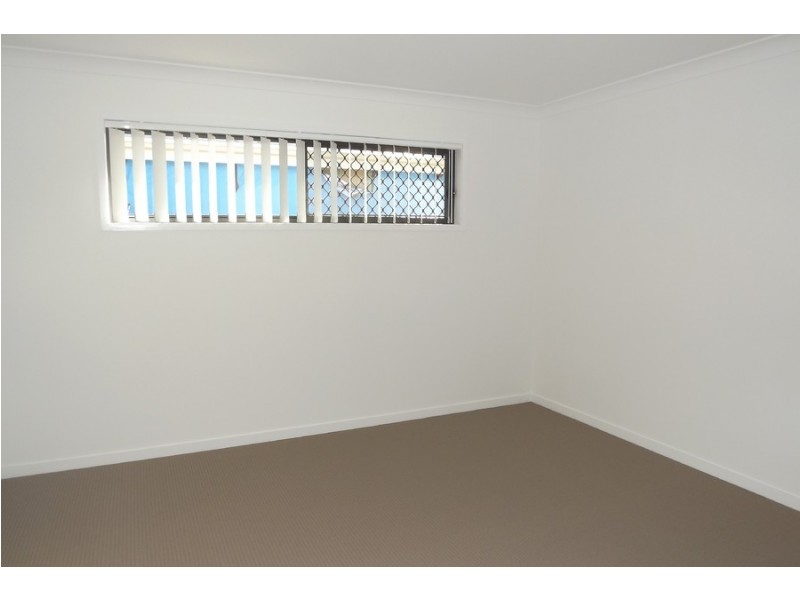 69 Milbrook Crescent, Pimpama QLD 4209