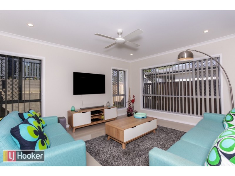 22 Antonio Place, Coomera QLD 4209