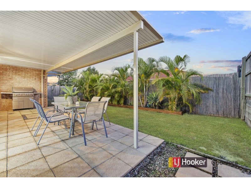 22 Billinghurst Crescent, Upper Coomera QLD 4209
