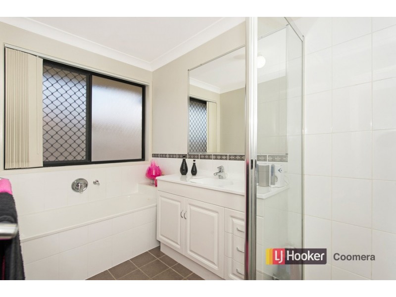 38 Greenleaf Street, Upper Coomera QLD 4209