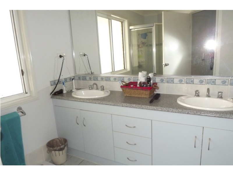 17 Glenhope Street, Upper Coomera QLD 4209