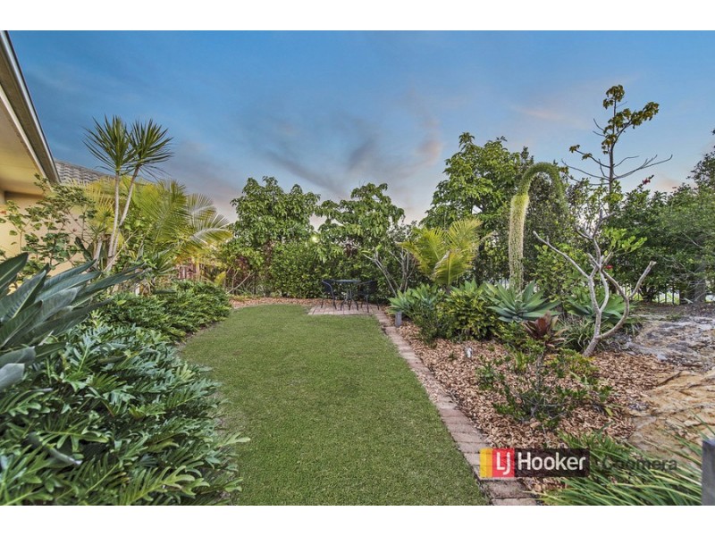 1/60 Freestone Drive, Upper Coomera QLD 4209