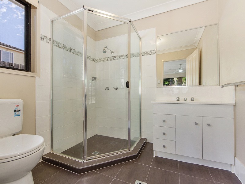 24/8A Clydesdale Drive, Upper Coomera QLD 4209