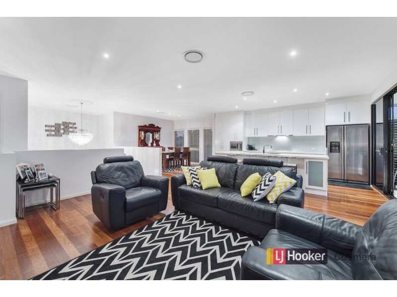 9 Serenade Drive, Coomera Waters QLD 4209