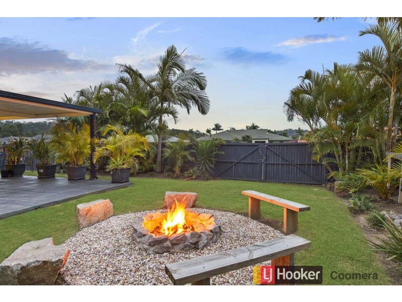6 Meadow Way, Upper Coomera QLD 4209