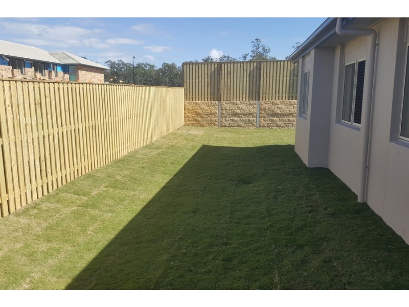 12 Fullbrook Street, Pimpama QLD 4209