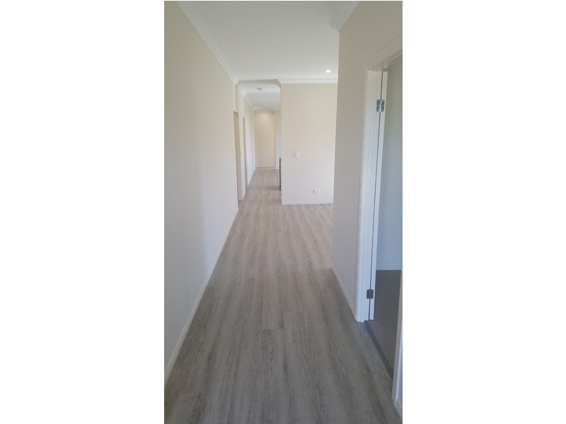 12 Fullbrook Street, Pimpama QLD 4209