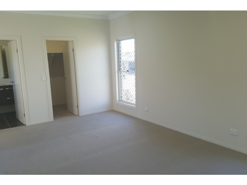 12 Fullbrook Street, Pimpama QLD 4209