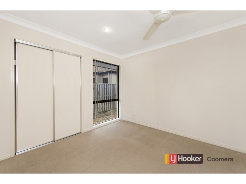 7 Burr Court, Pacific Pines QLD 4211