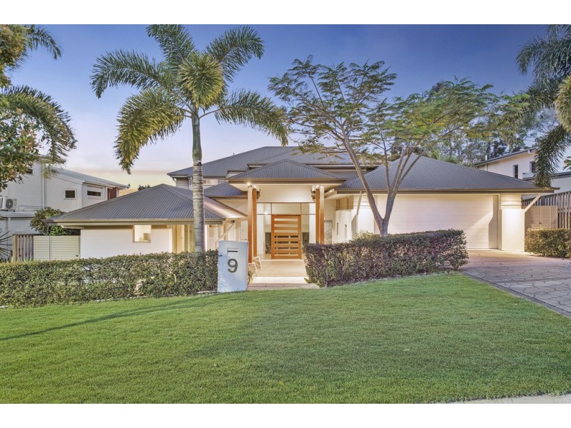 9 Village High Crescent, Coomera Waters QLD 4209
