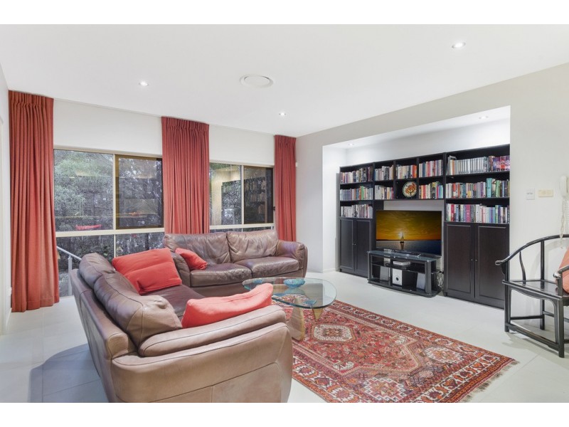 9 Village High Crescent, Coomera Waters QLD 4209