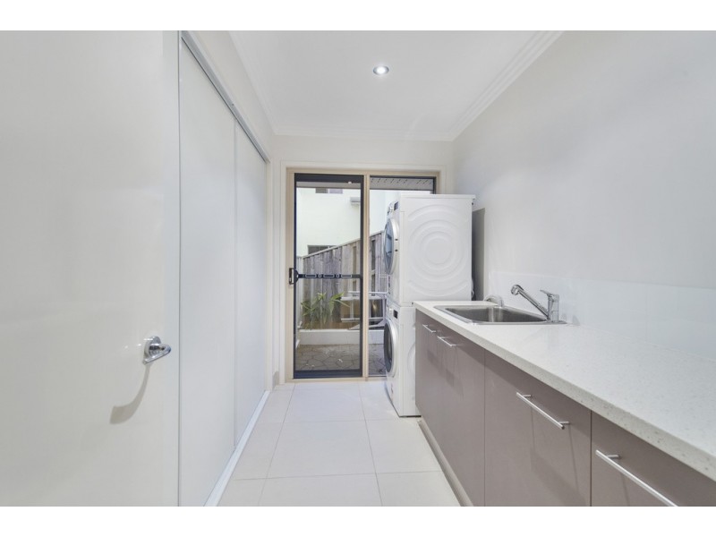 9 Village High Crescent, Coomera Waters QLD 4209